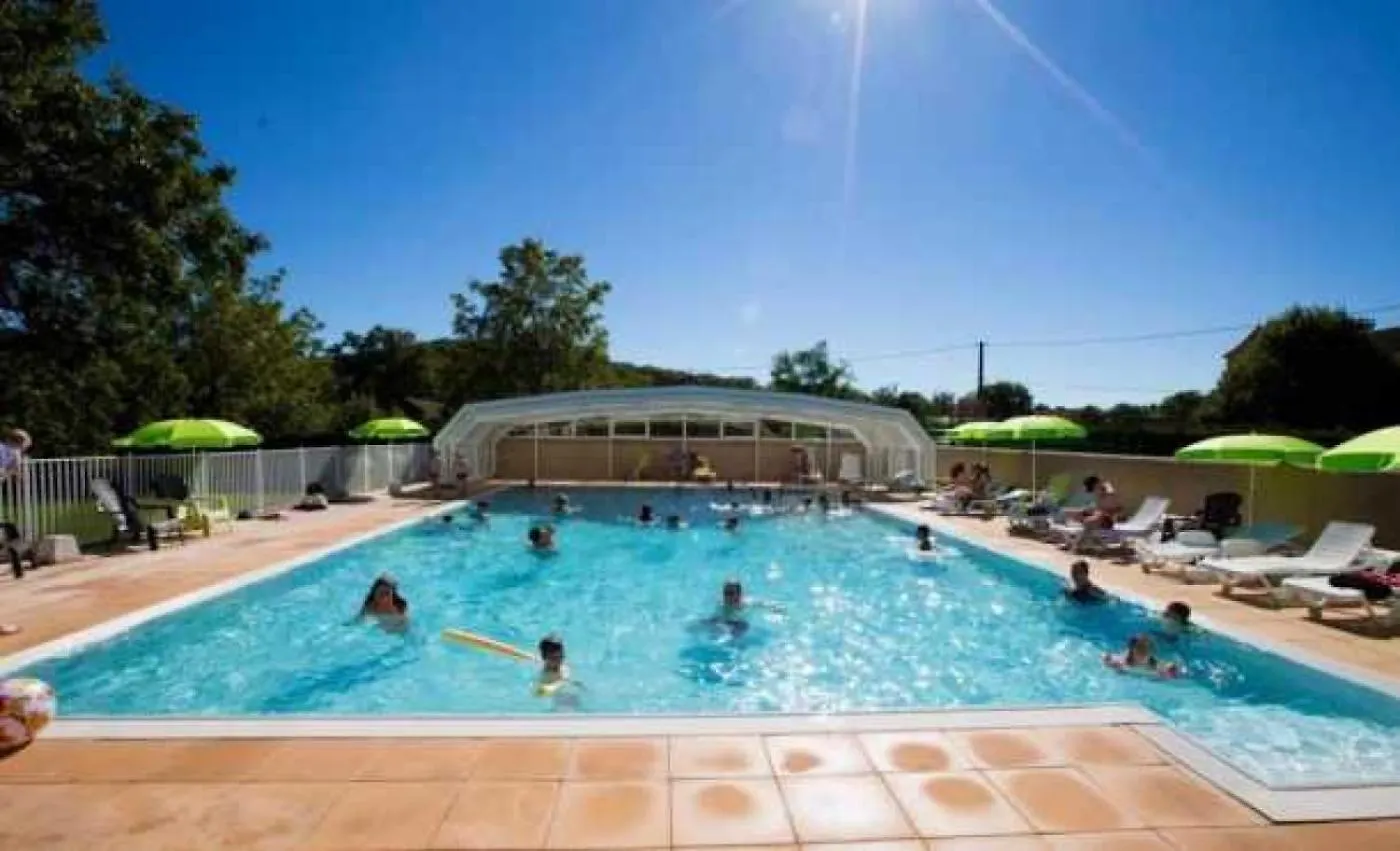Camping 4 Etoiles - Piscine - Eed0Fi Thégra 0*,