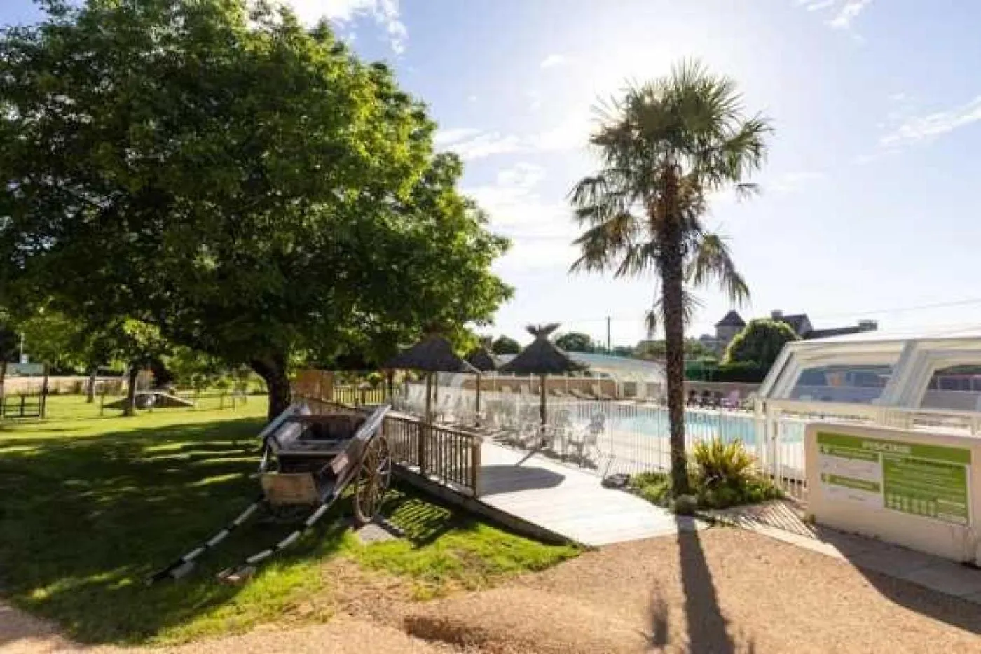 Camping 4 Etoiles - Piscine - Eed0Fi Thégra Campingplads