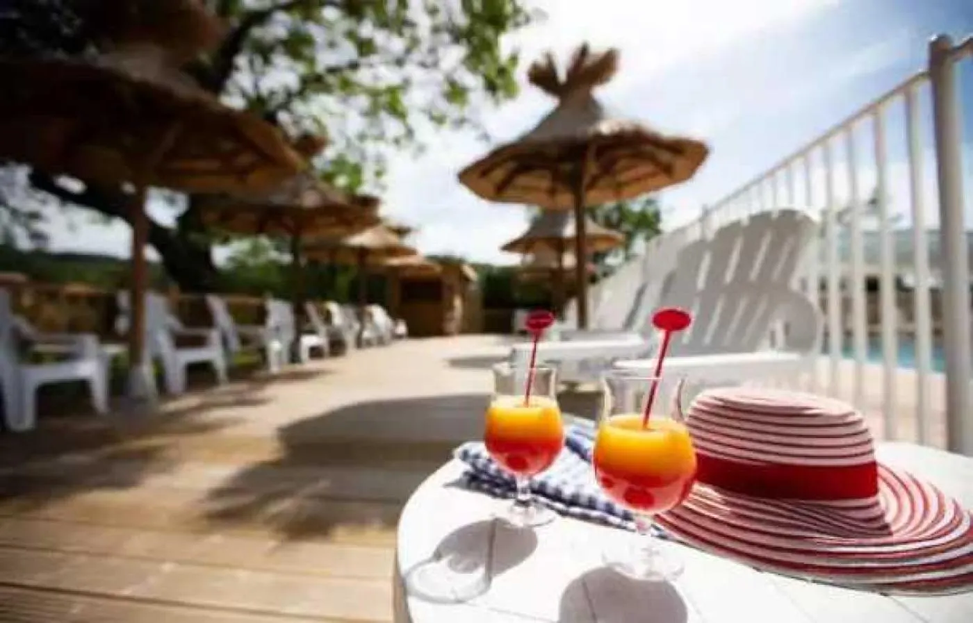 Camping 4 Etoiles - Piscine - Eed0Fi Thégra