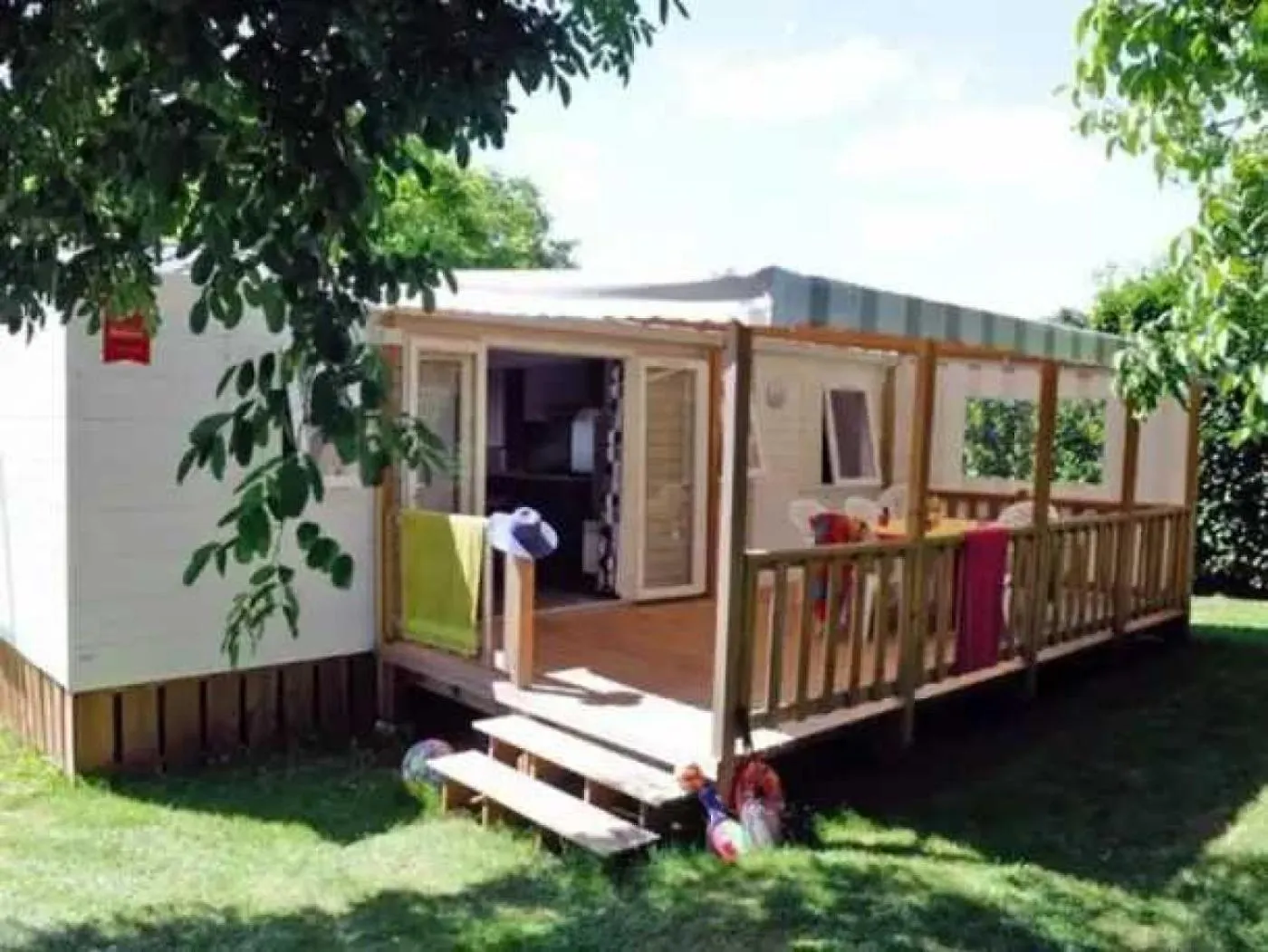 Camping 4 Etoiles - Piscine - Eed0Fi Thégra